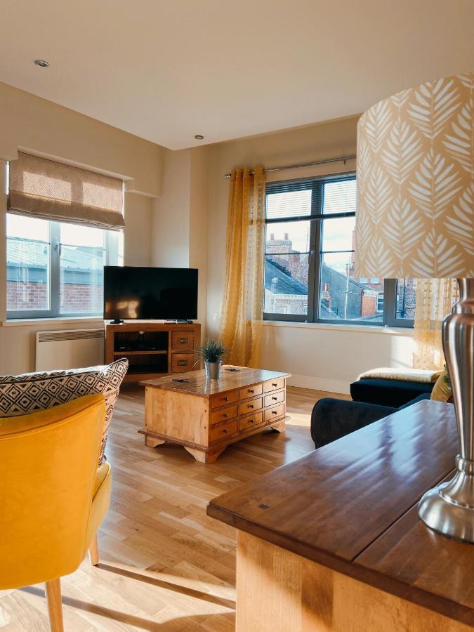 11 Popeshead Court * York