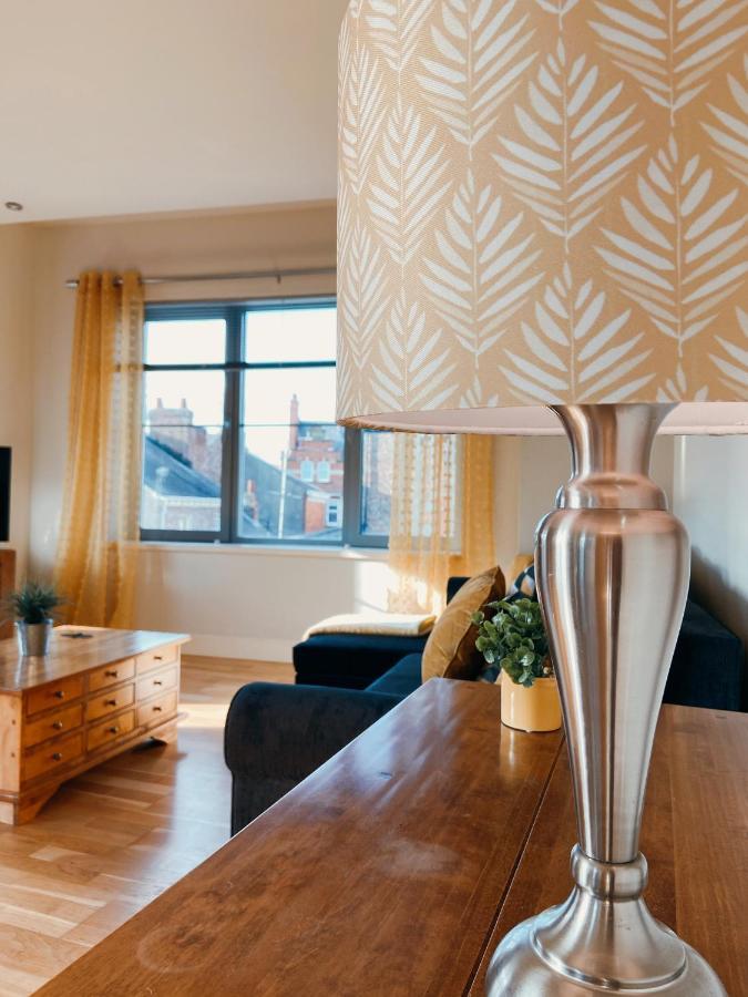 11 Popeshead Court Apartment *